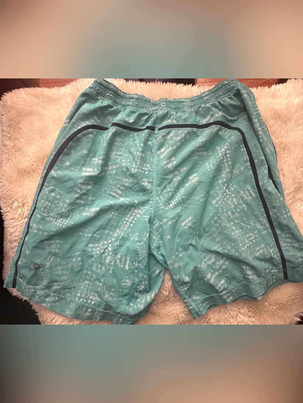 lululemon athletica Men's Aqua Athletic Shorts with Contrast Trim